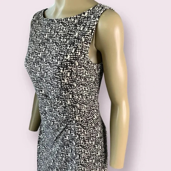 Ann Taylor Sleeveless Ruched Shift Casual Dress Stretch Size 10 Black and White - Picture 7 of 16